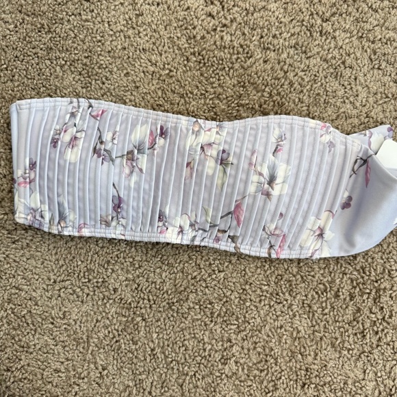 Floral Bandeau Bikini Top - Picture 4 of 9